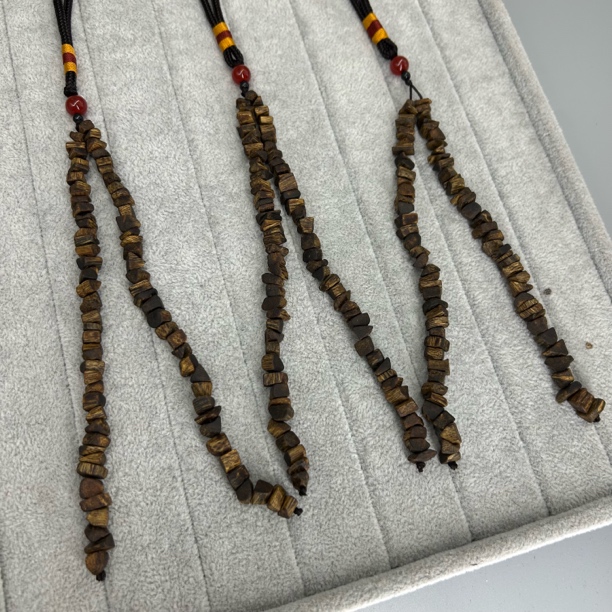 沉香奇楠碎银子车挂碎屑.克沉香文创多样性发其一