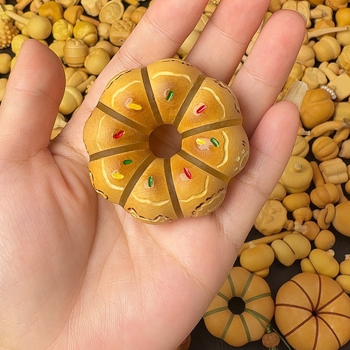 伊****葫芦笙是最可爱滴小孩啦呜呜可爱