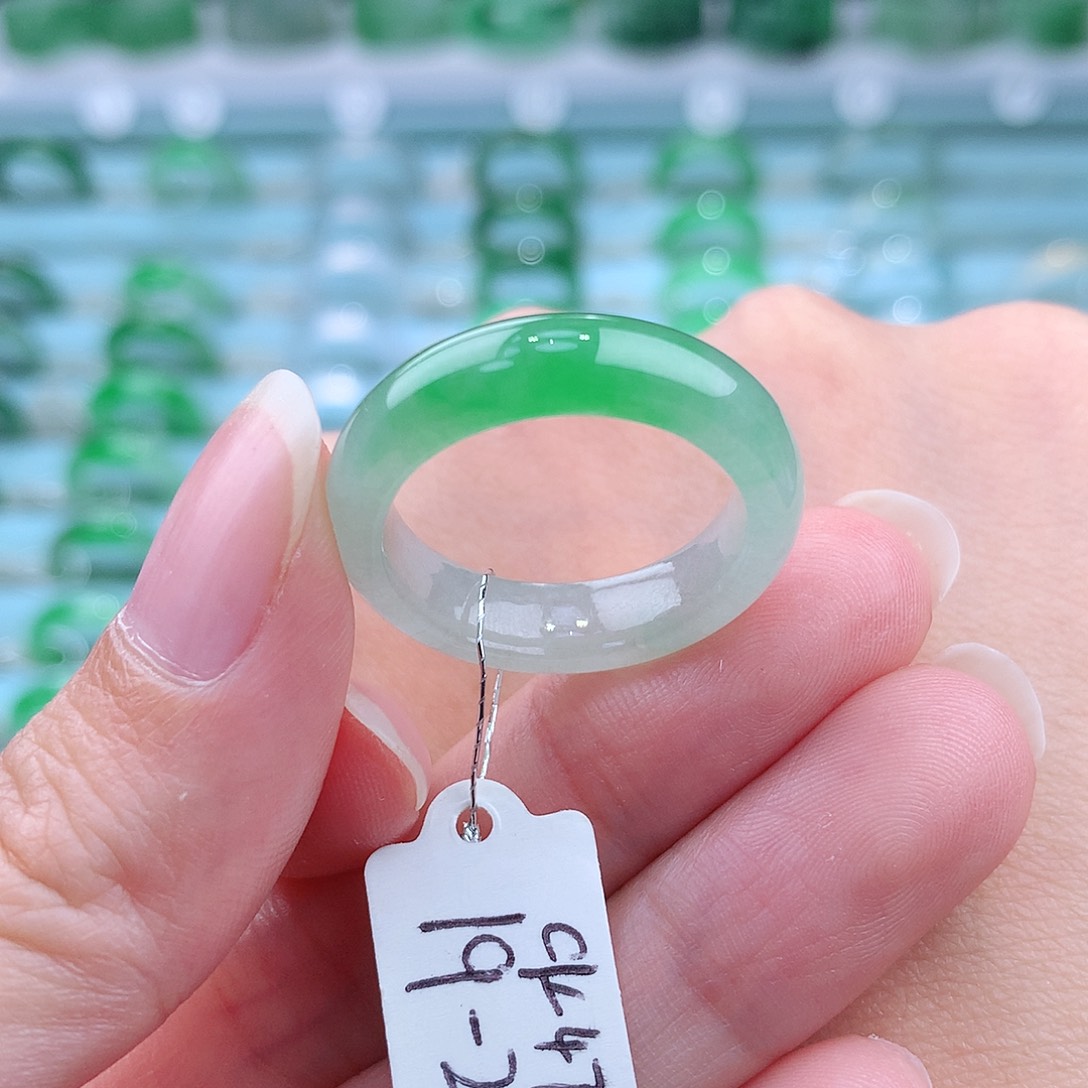 翡翠戒指未镶嵌A货缅甸翡翠