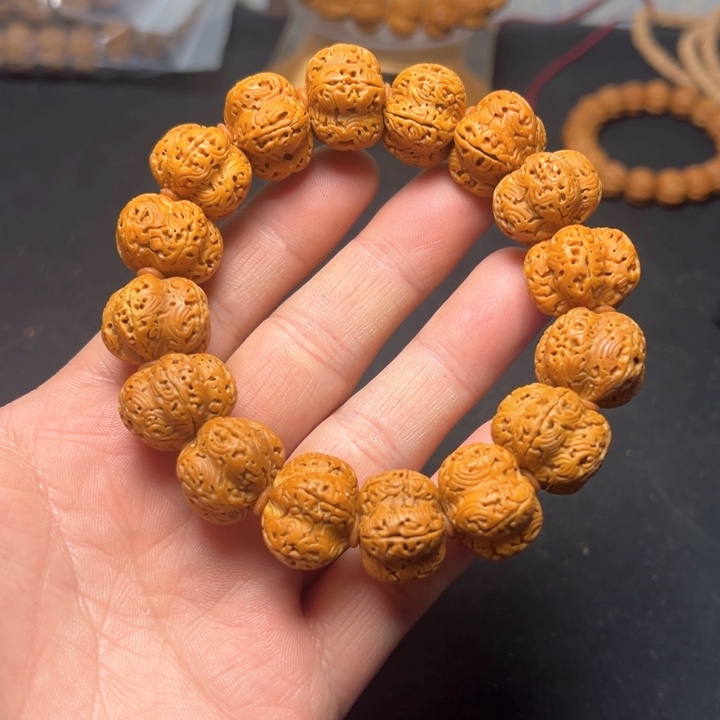 金刚菩提手串20尺寸祥云龙珠