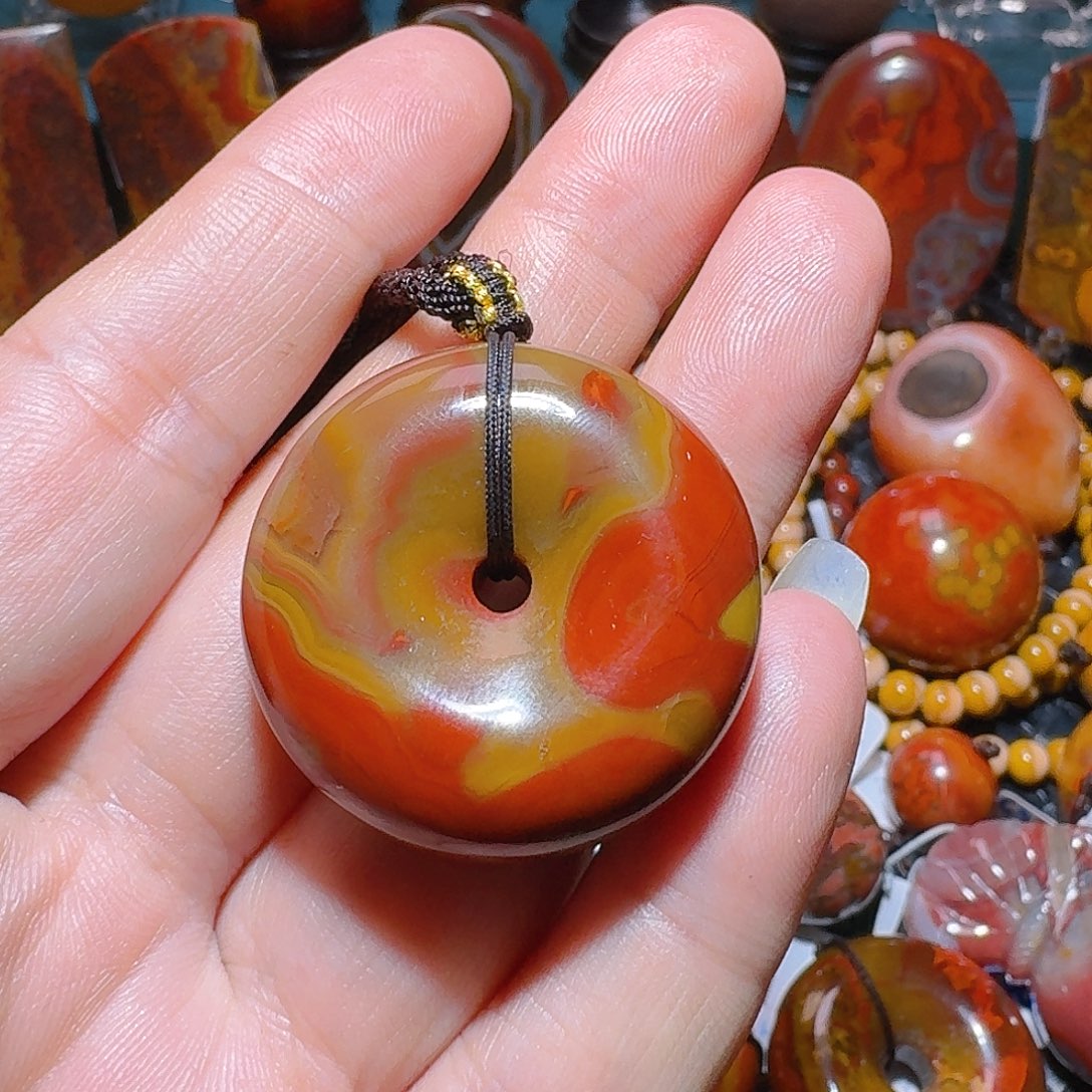 玛瑙/玉髓未镶嵌珠宝半成品圣*树