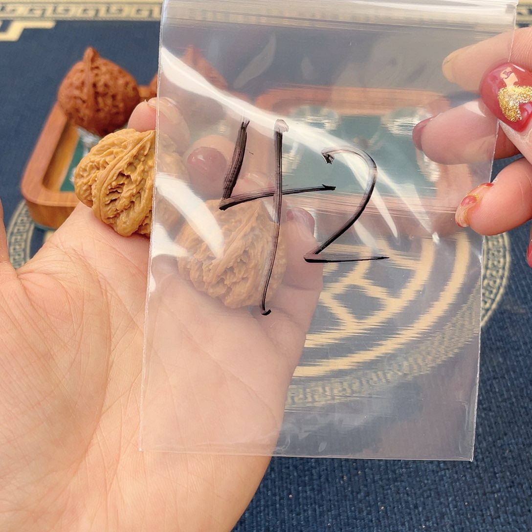 文玩核桃把件大粗筋