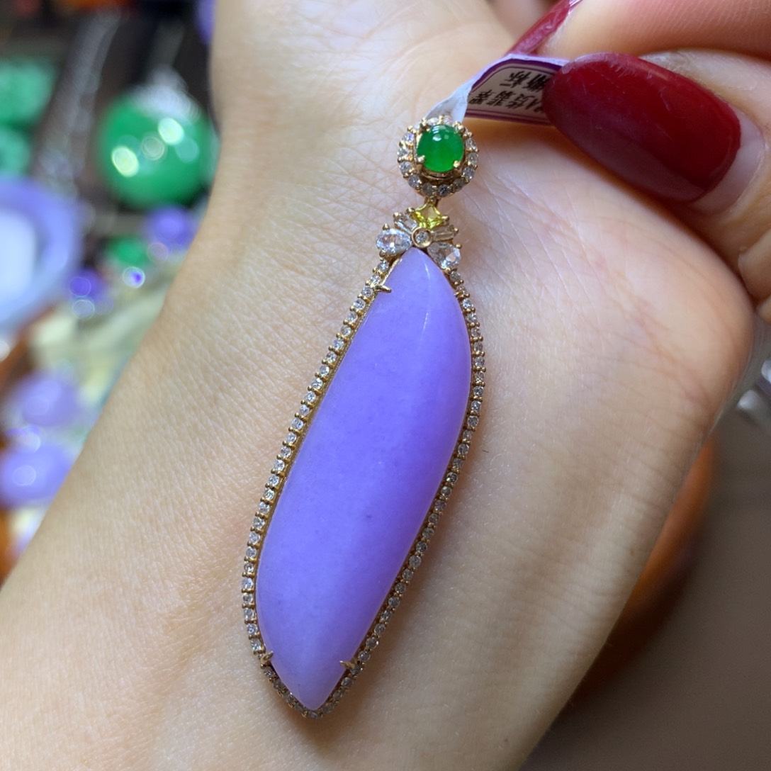 【闪购商品】翡翠颈饰18K金镶嵌翡翠