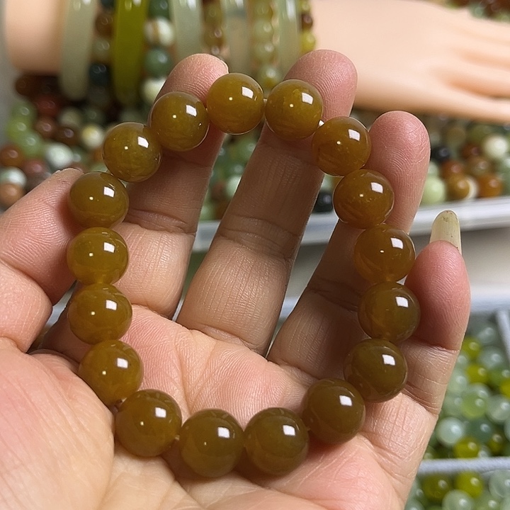 合金蛇纹石玉颈饰