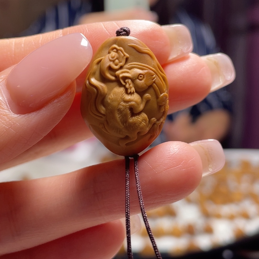 橄榄核吊坠橄榄核
