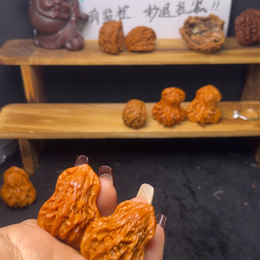 钱***吊坠桃核葫芦福利