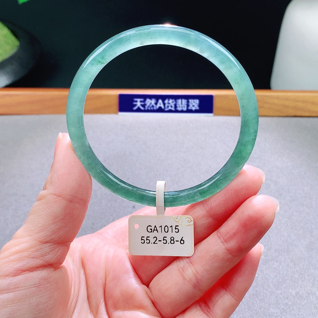 未镶嵌手镯翡翠天然翡翠手镯a货