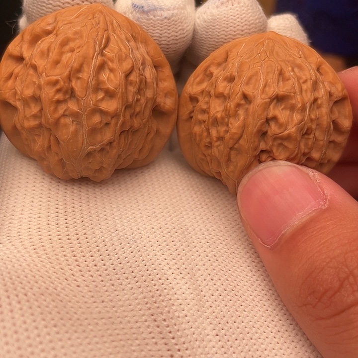 文玩核桃吊坠铁锤