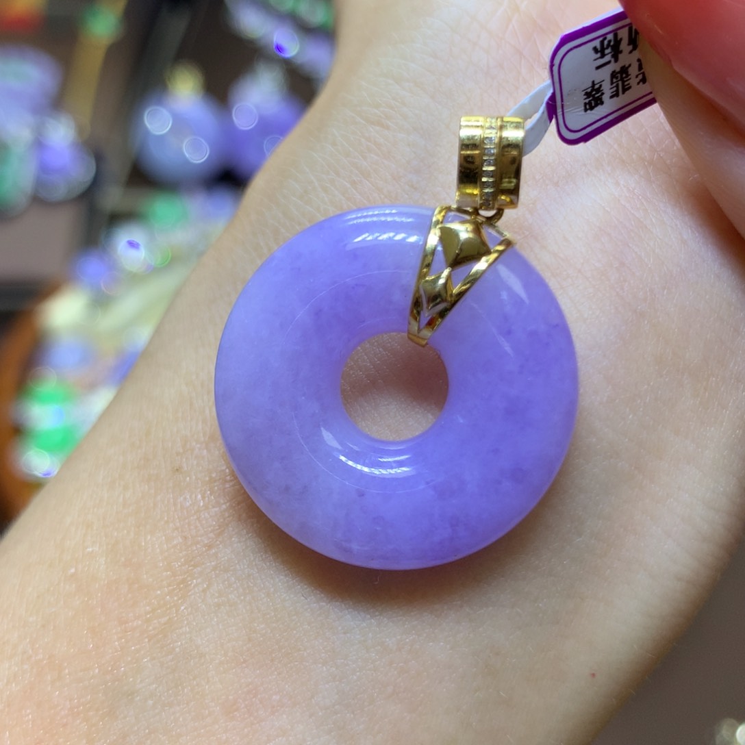 【闪购商品】翡翠颈饰18K金镶嵌翡翠