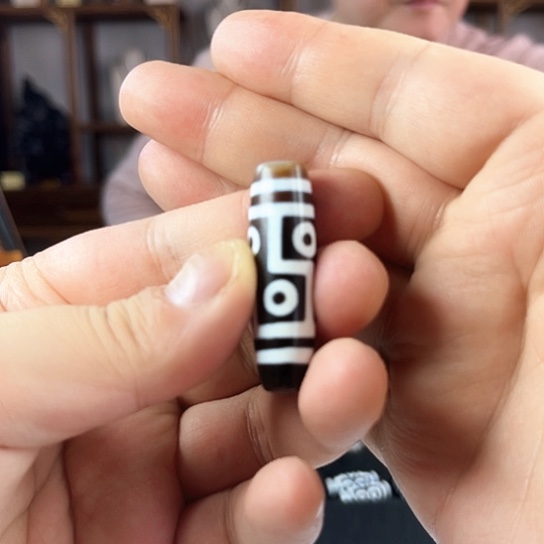 玛瑙/玉髓合金颈饰记****称