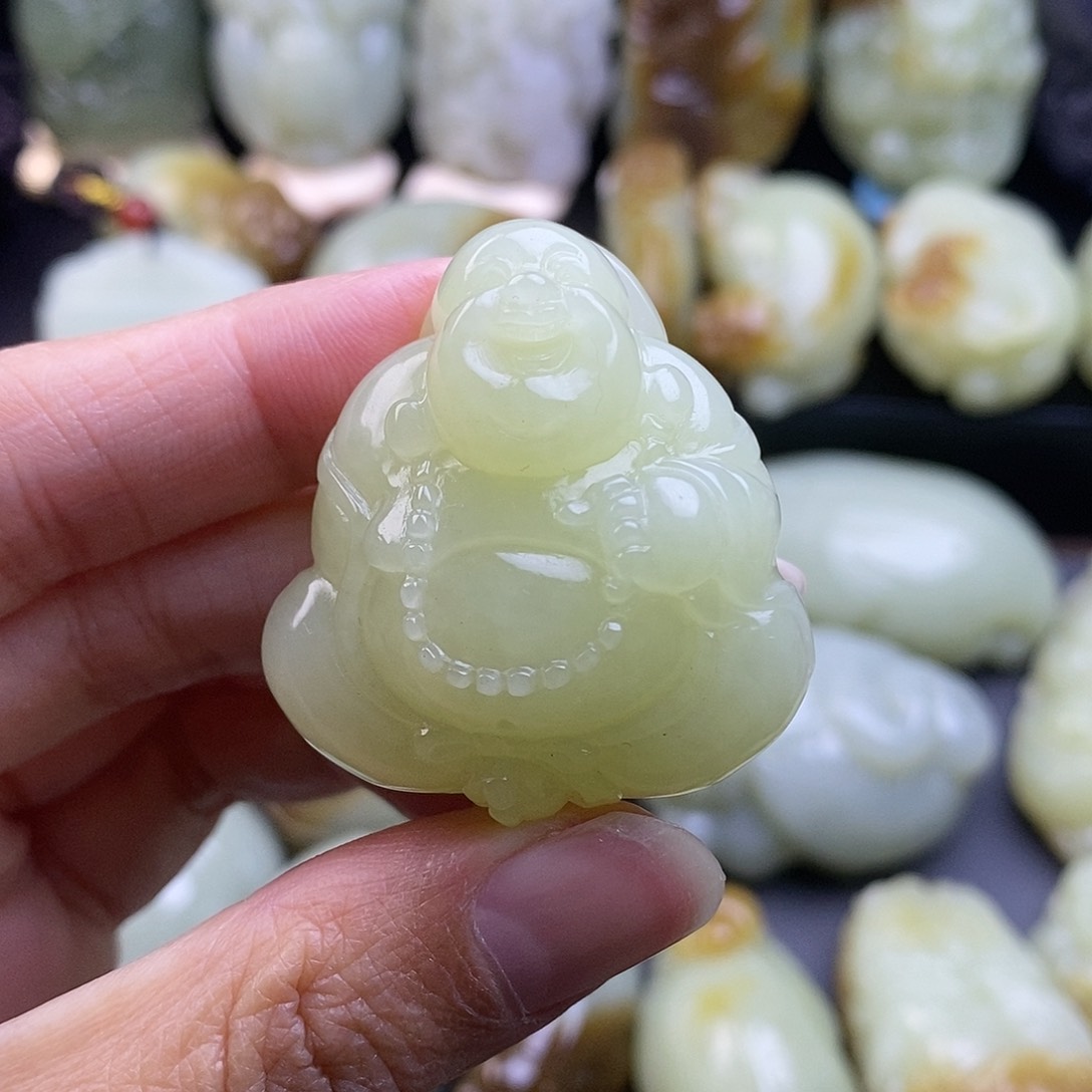 未镶嵌和田玉把件