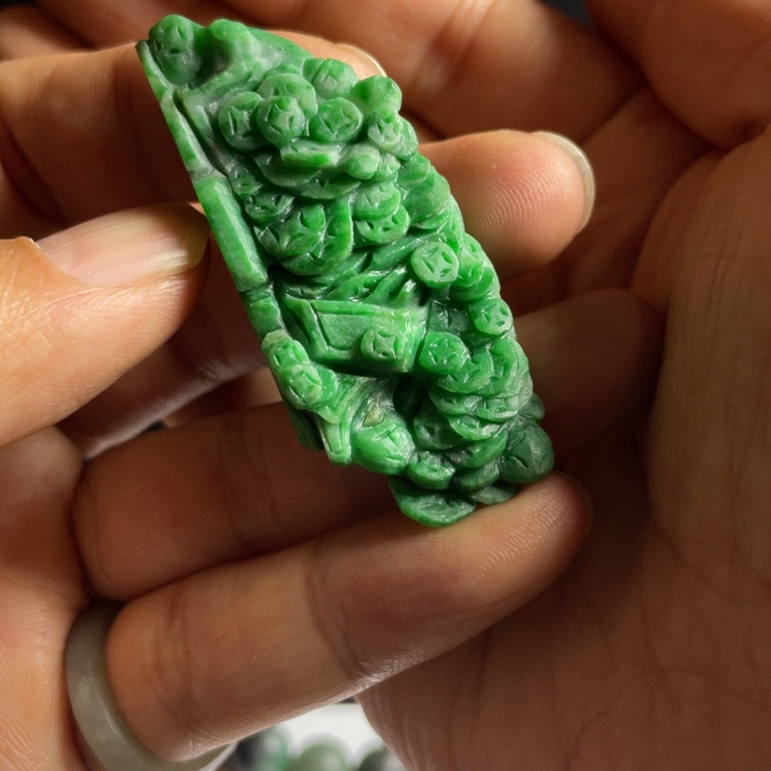 未镶嵌定制翡翠满绿 八破图