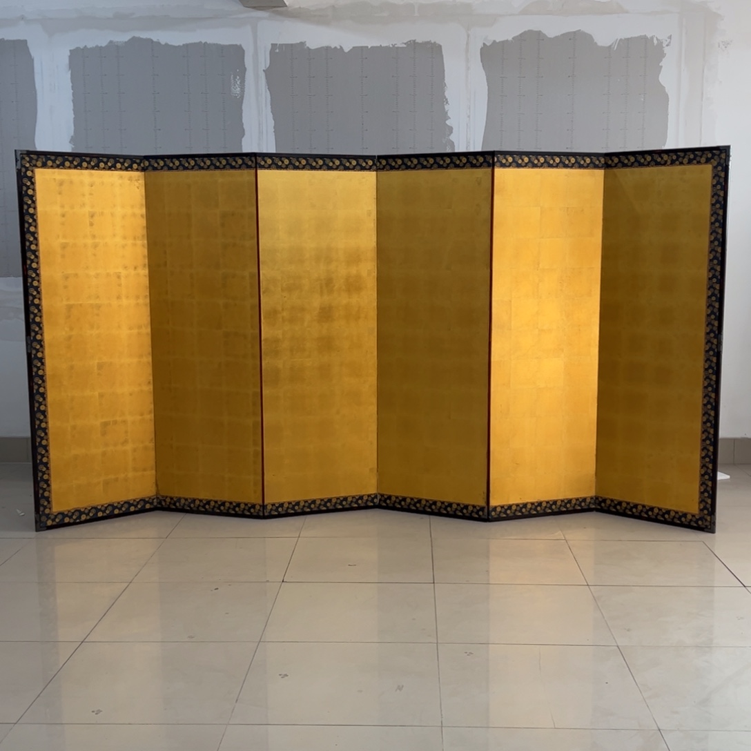 绘画金绢屏风框画茶空间设计