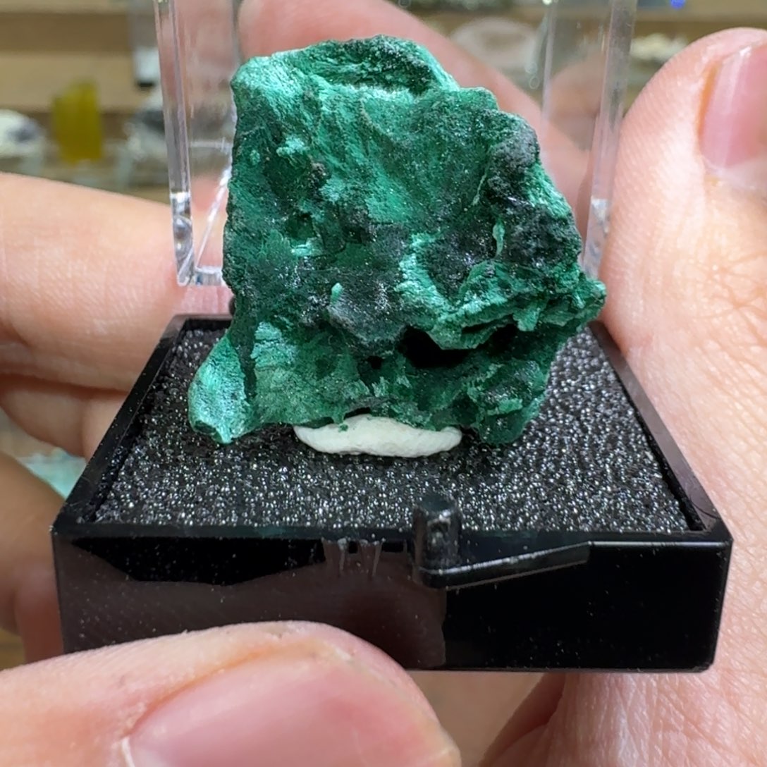 月下珠宝严选矿物