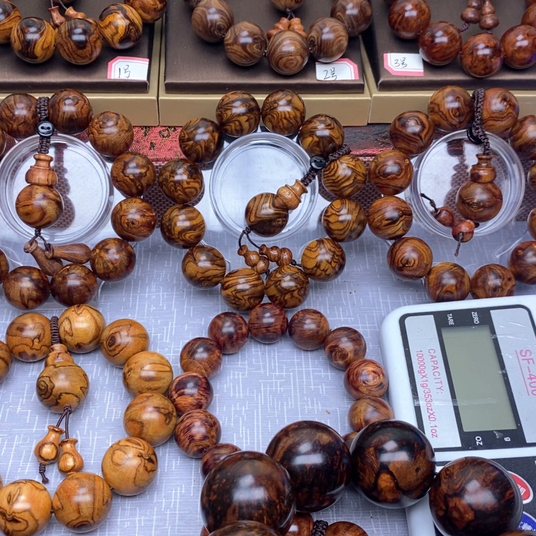 花梨木类不****鬼花梨—1.8–黄花梨