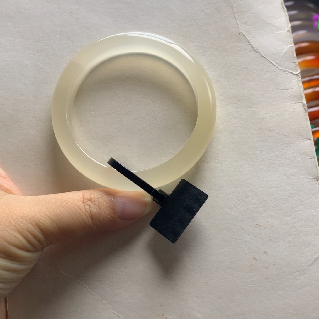 玛瑙/玉髓手镯未镶嵌雪***258