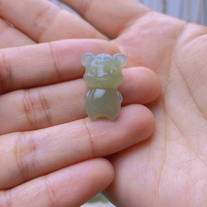 和田玉未镶嵌颈饰别****定制款不退不换