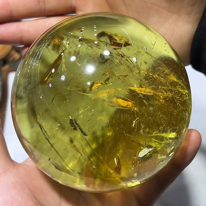 黄晶天然水晶球未镶嵌