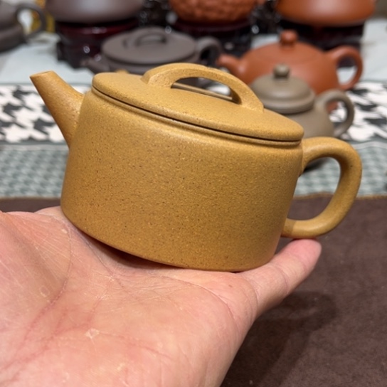 黄段汉瓦容量二百