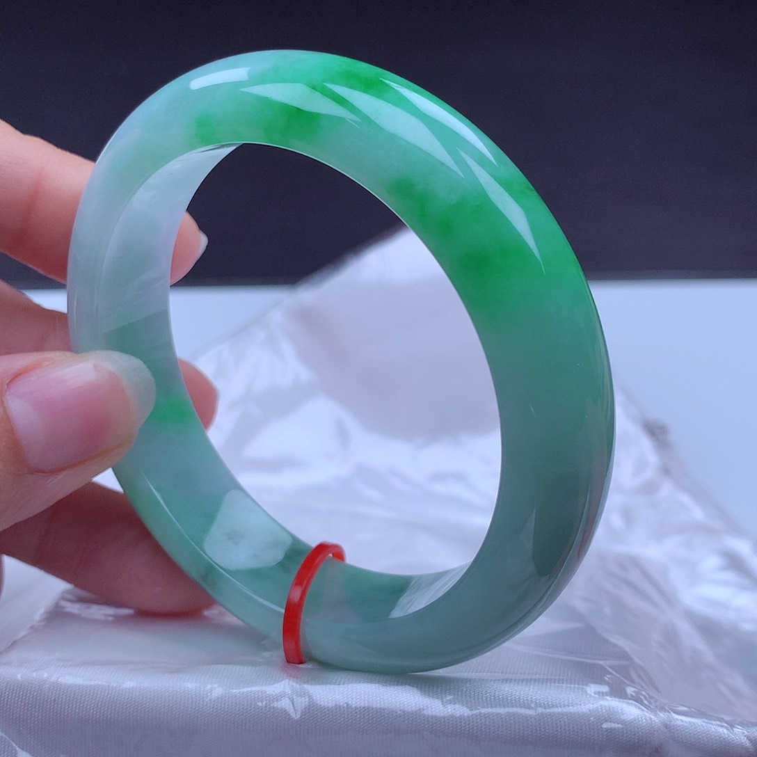 未镶嵌手镯翡翠嘿**头手镯22024