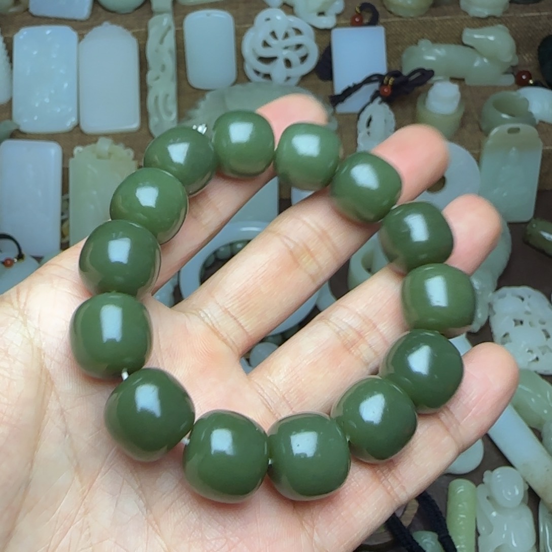 和田玉挂件未镶嵌