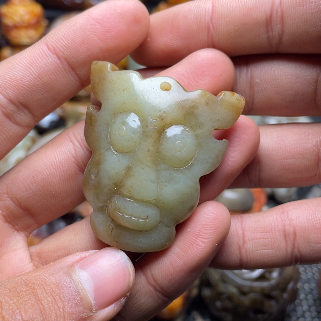 和田玉（糖玉）挂件未镶嵌