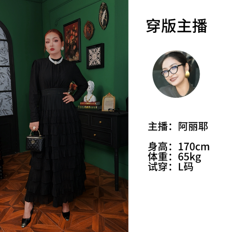 Dilnur  跨年新款yipak修身显瘦长裙显长时尚蝴蝶连衣裙蛋糕裙