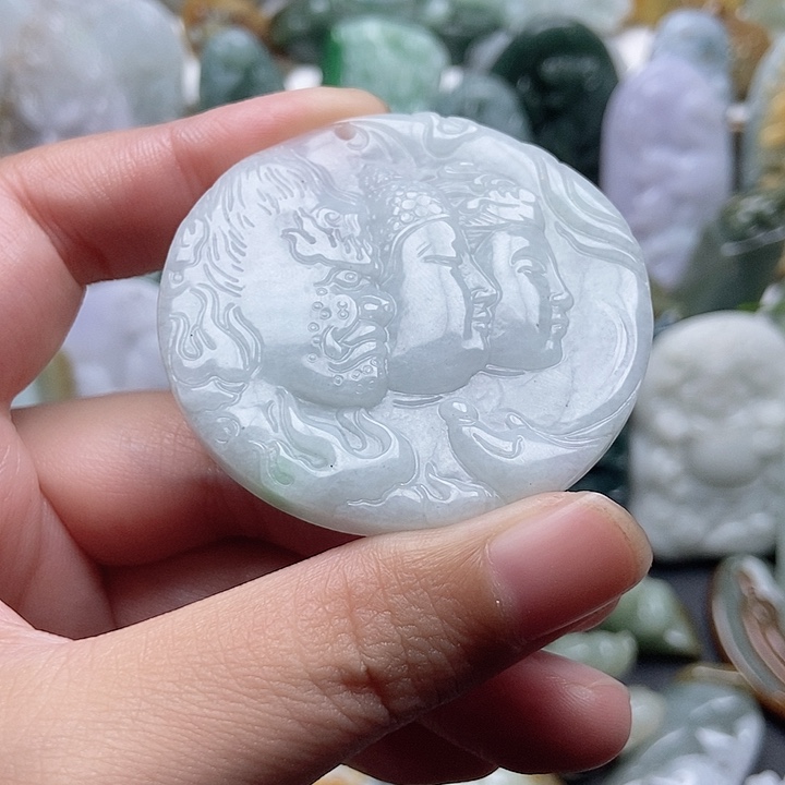 翡翠未镶嵌颈饰翡翠