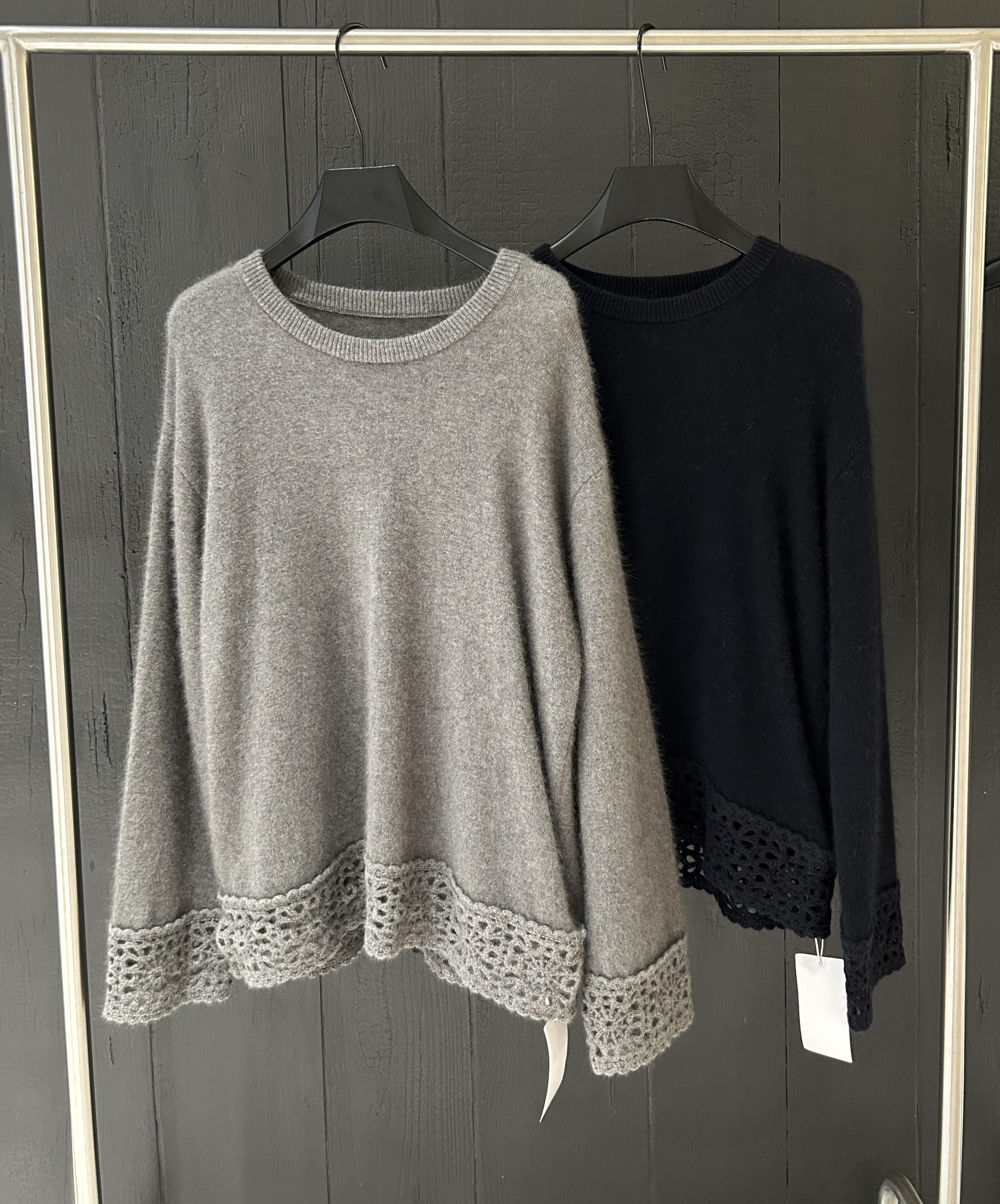 米古古 希存国际#3181-福 韩系下摆蕾丝镂空女毛上衣（长65）