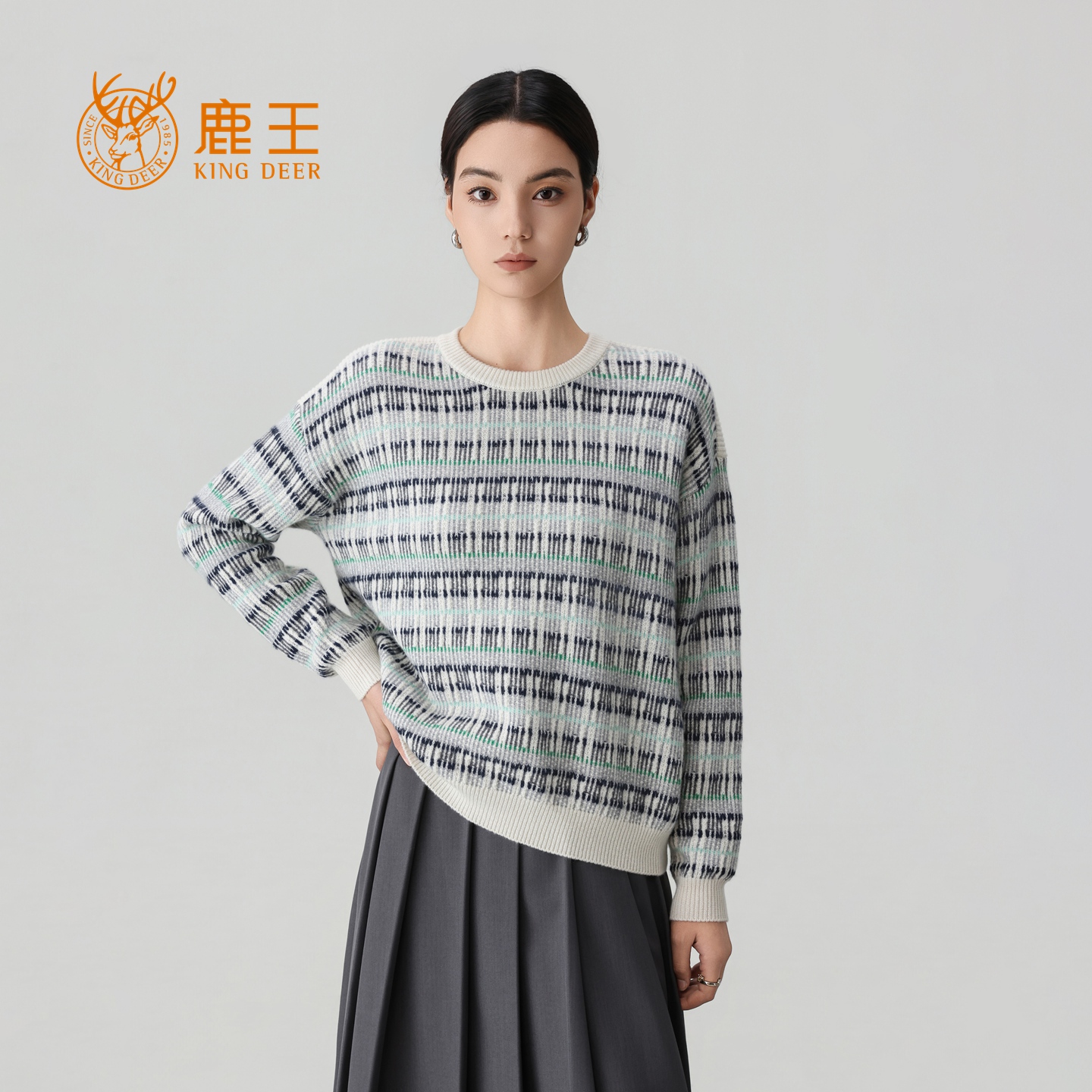 鹿王25秋冬新款女圆领100山羊绒时提花针织女套衫 加厚 3M344