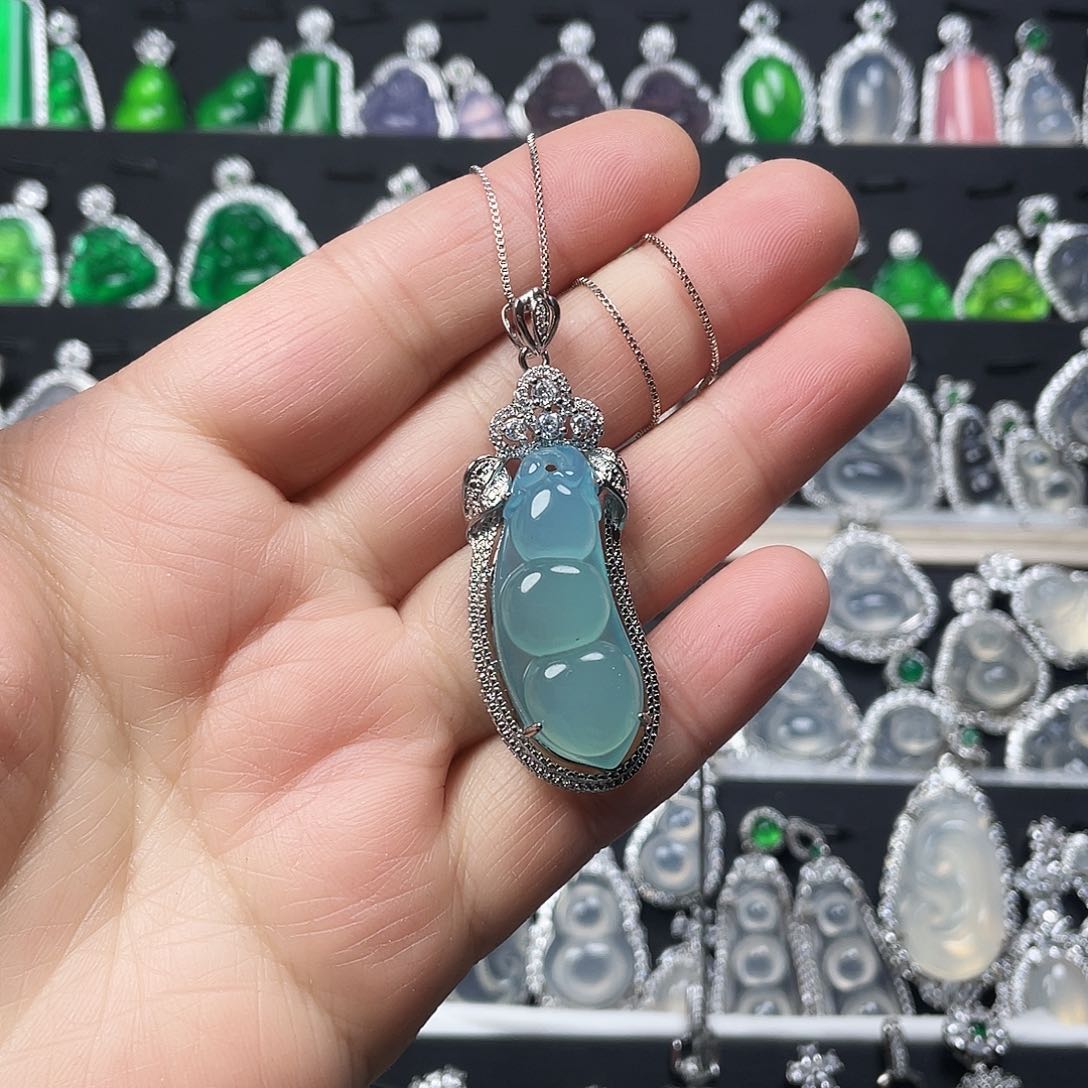 玛瑙/玉髓颈饰合金