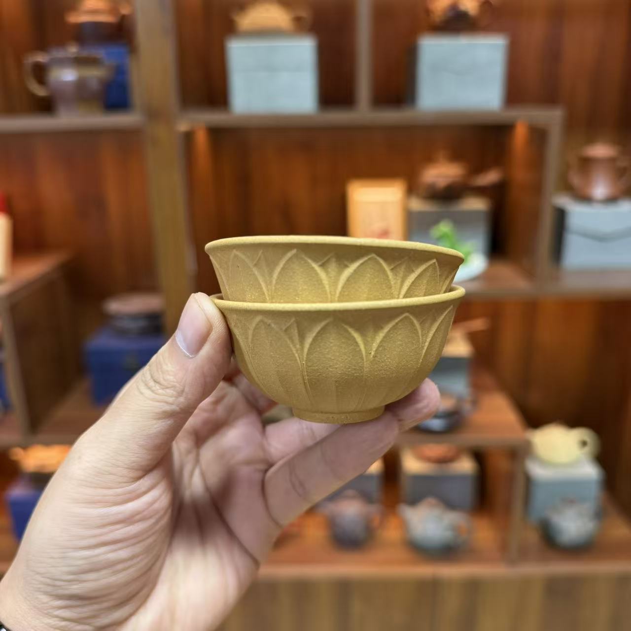 莲花主人杯一对 黄金段泥紫砂杯