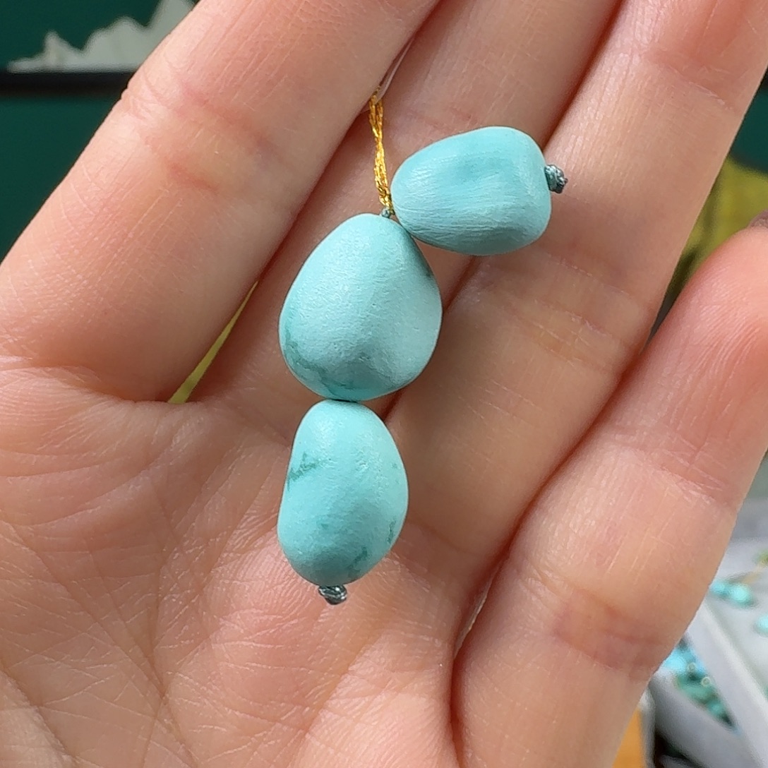 绿松石未镶嵌珠宝奇石