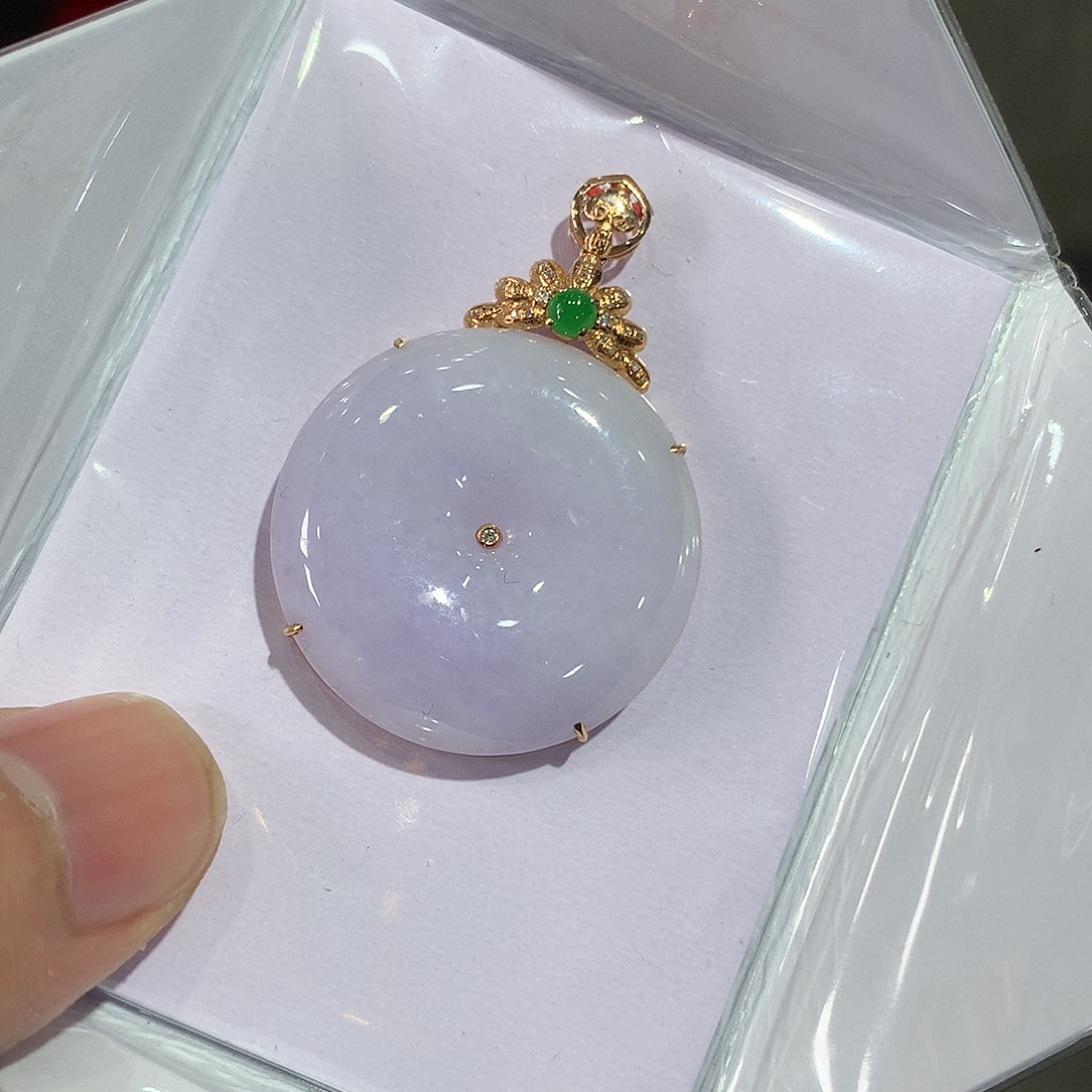 翡翠吊坠(赠链)18K金镶嵌