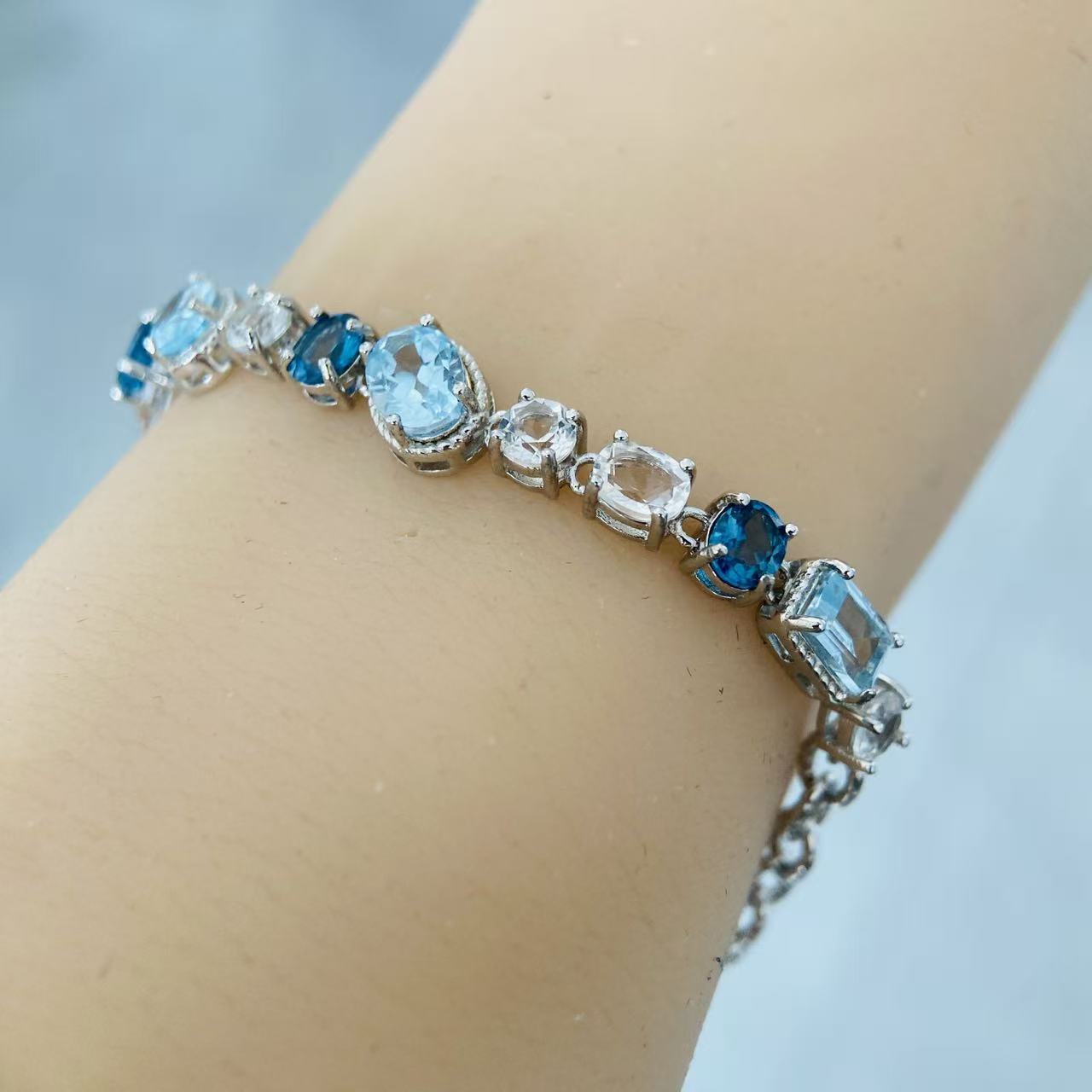 手链（海蓝宝）