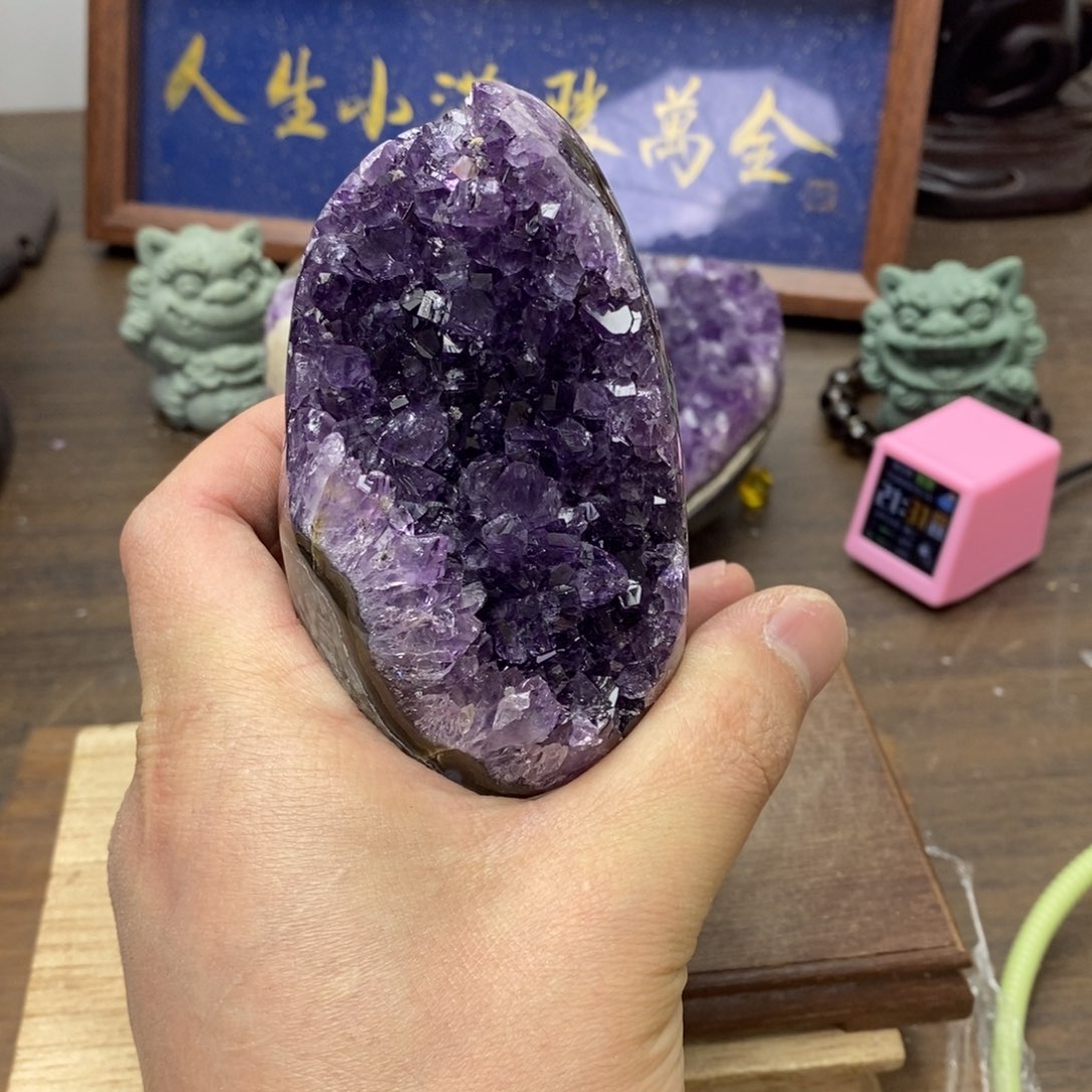 未镶嵌水晶大型摆件（非配饰）