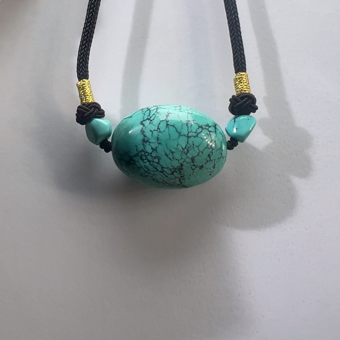 绿松石未镶嵌挂件