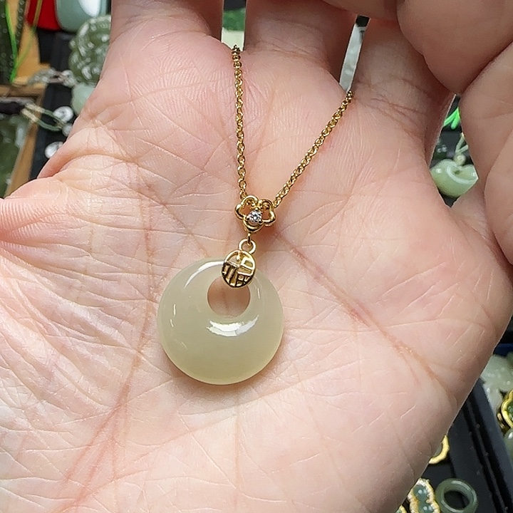 颈饰银S925镶嵌和田玉