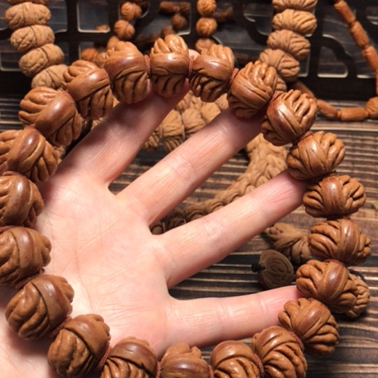 桃核手串刺*豹子头手持22卡