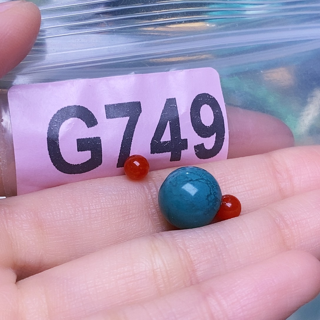 未镶嵌南红玛瑙珠宝奇石