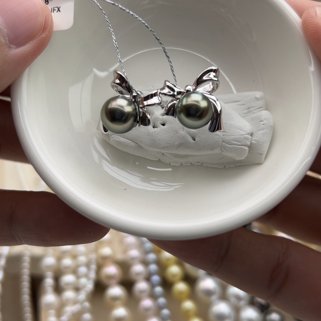 银S925镶嵌耳饰海水珍珠8.7mm正圆大溪地蝴蝶结耳钉