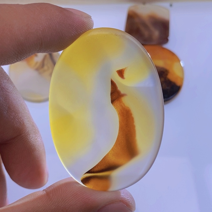 玛瑙/玉髓颈饰未镶嵌