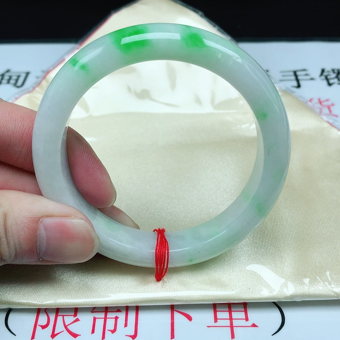 翡翠手镯未镶嵌圈54
