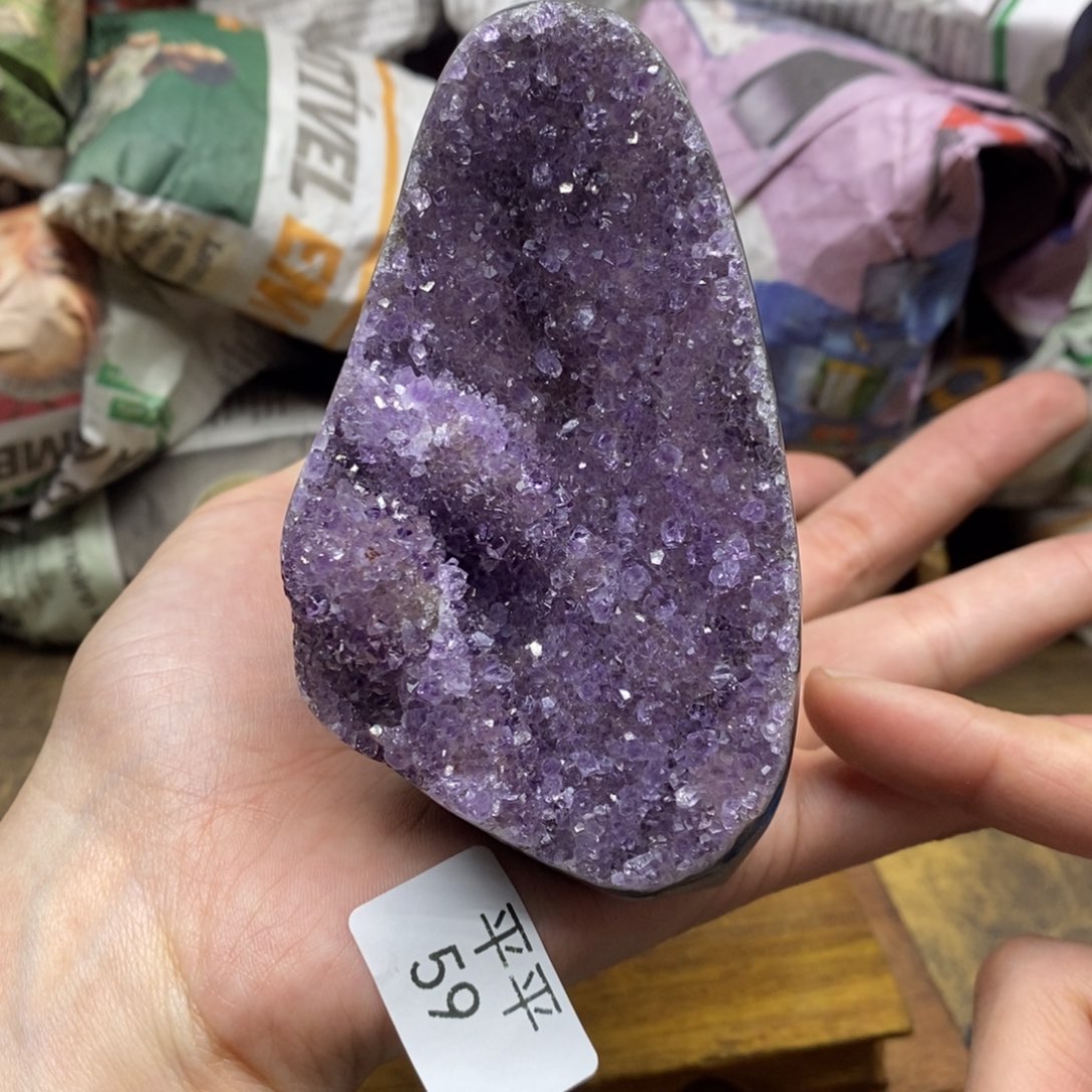 紫晶乌拉圭未镶嵌