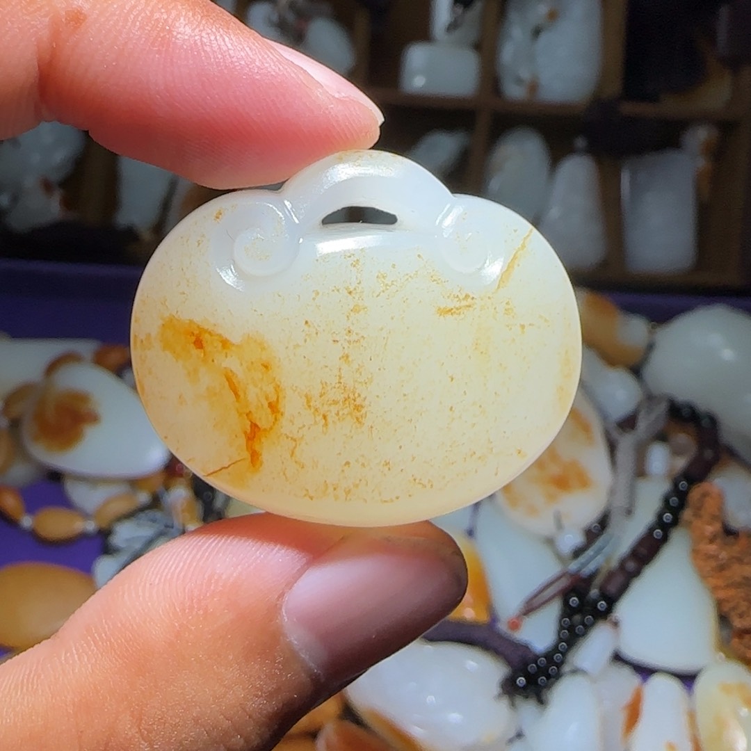 和田玉挂件未镶嵌