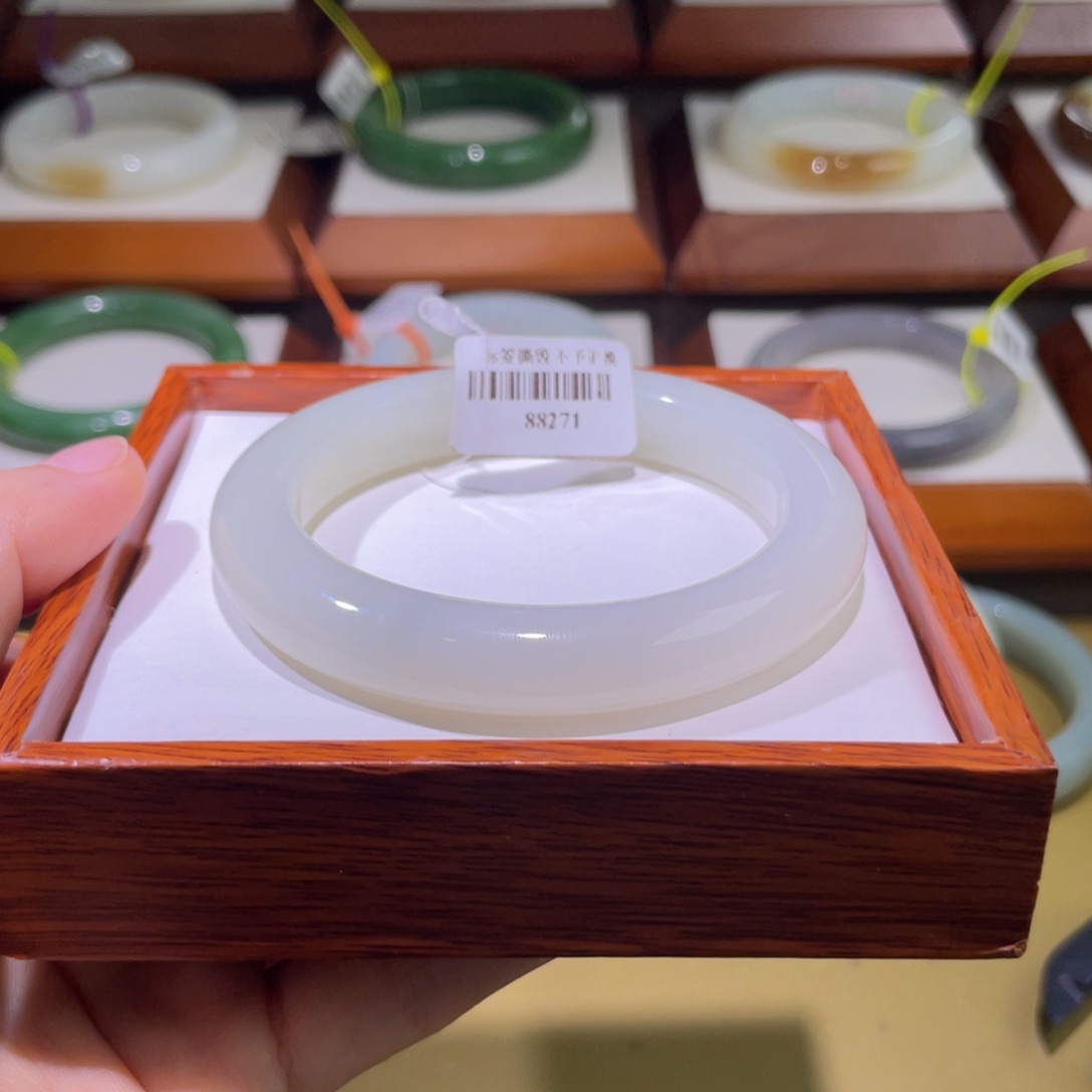 和田玉手镯未镶嵌56.2