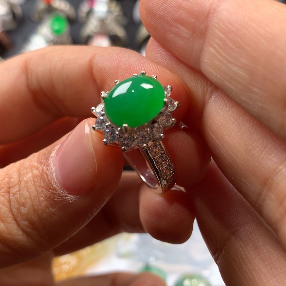 翡翠裸石阳绿裸石