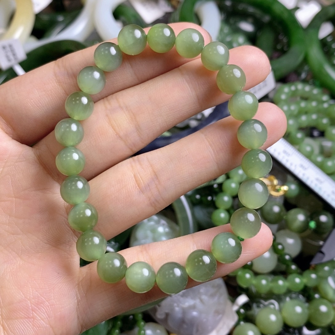 手串未镶嵌和田玉（碧玉）