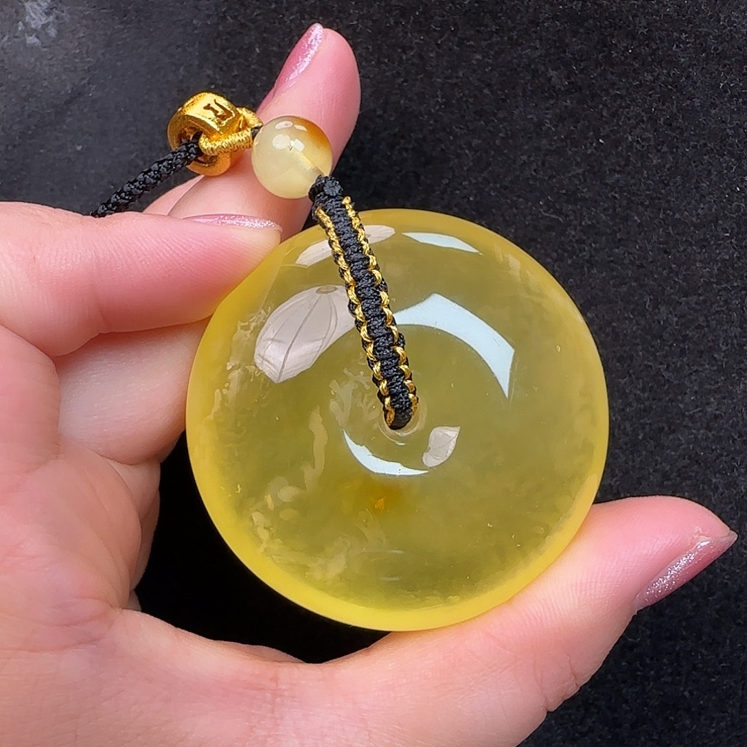 蜜蜡未镶嵌珠宝奇石