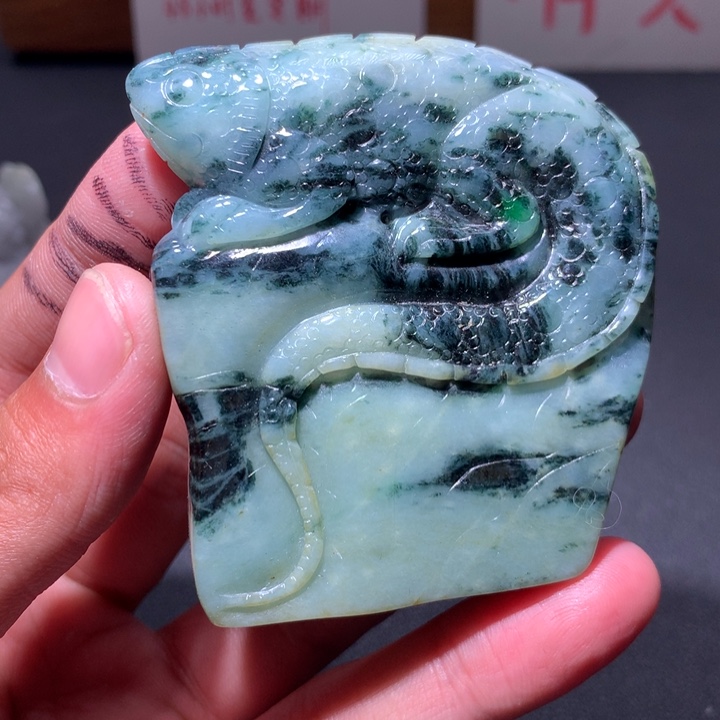 翡翠未镶嵌颈饰保真天然a货翡翠